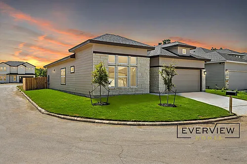 405 Park Cir Photo 1