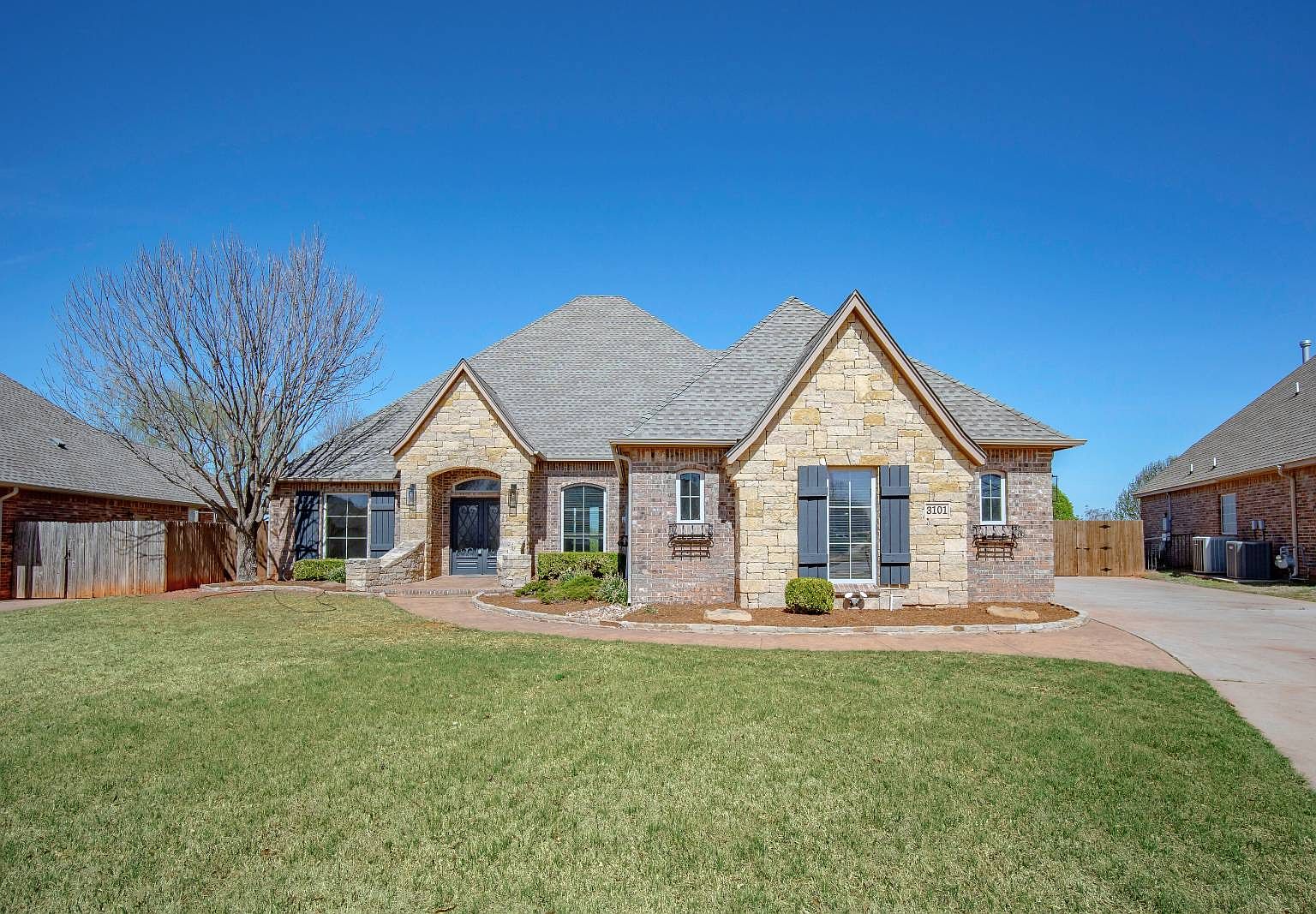 3101 NW 164th Ter
