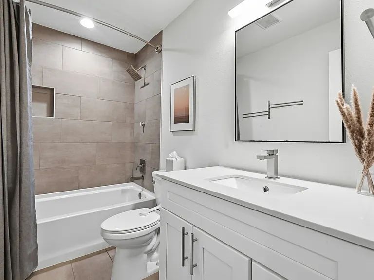 7806 Lowdes Dr — Photo 17