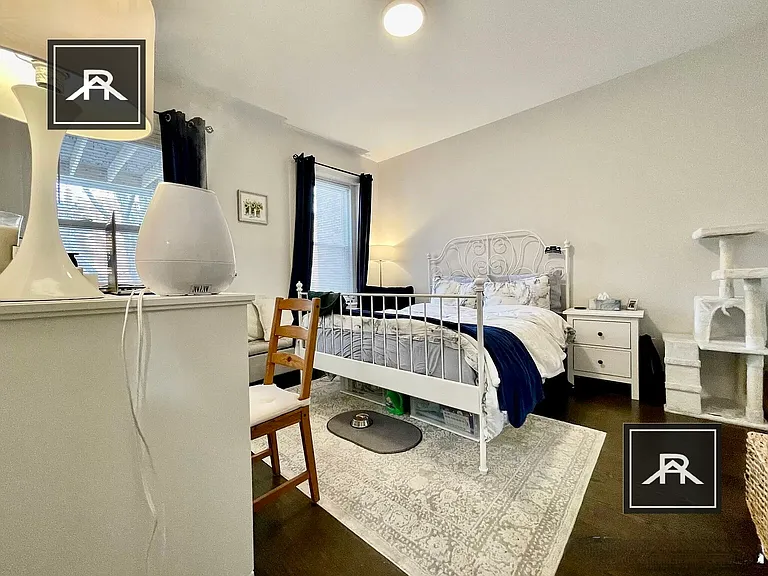 1 Strathmore Rd #3 — Photo 8