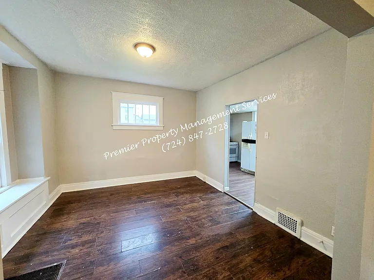 1023 Negley St — Photo 4