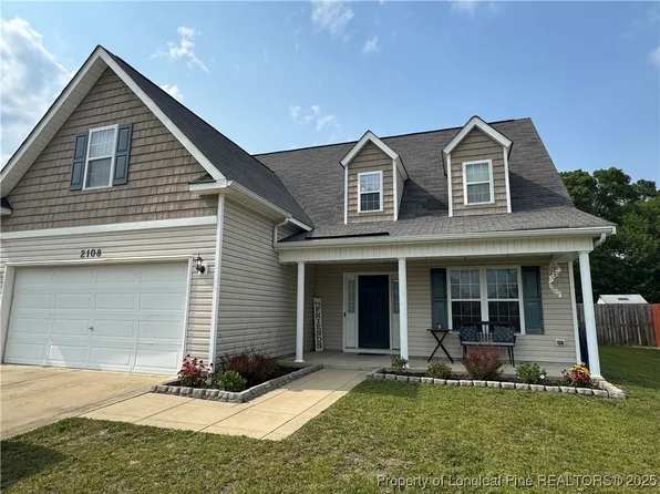 2108 Sir Michael Dr, Hope Mills, NC 28348