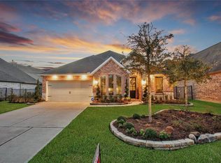 30 Overland Heath Dr, Tomball, TX 77375