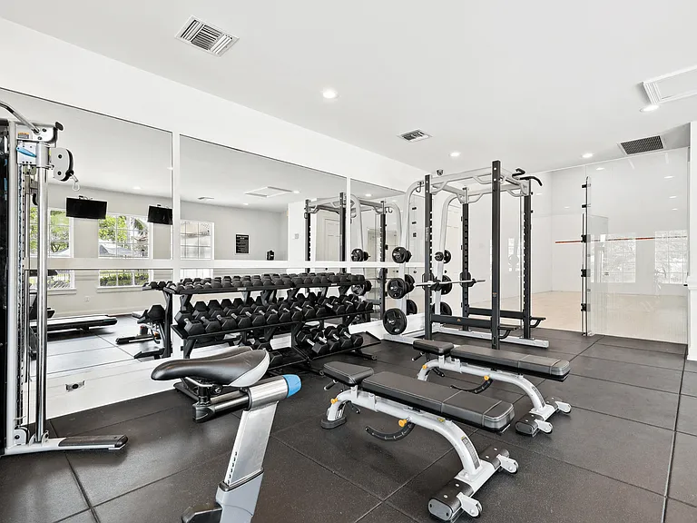 The Enclave Apartments at Waterways — Photo 16