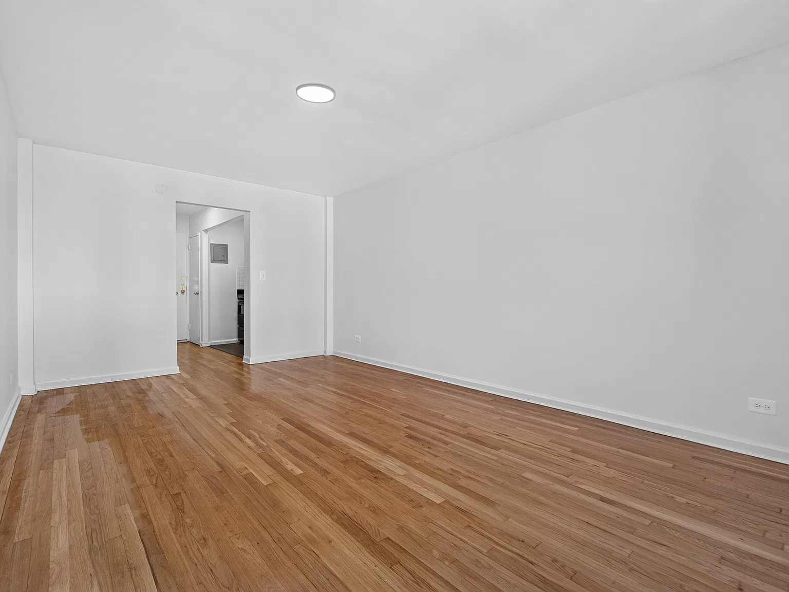 150 East 30th Street — Photo 4