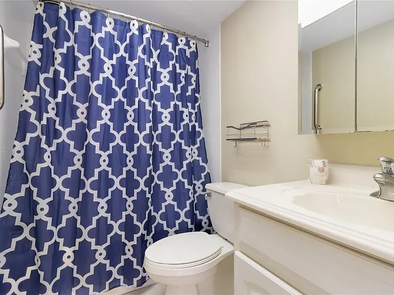 17920 Gulf Blvd #1401 — Photo 34