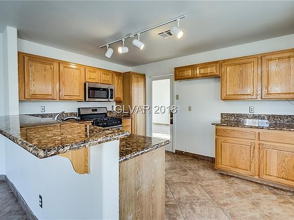 3rd image of 5205 Leopard Ct