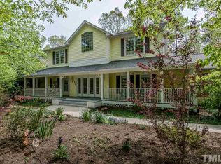 1004 Maple Ridge Dr, Chapel Hill, NC 27516
