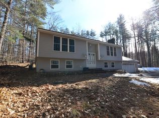 304 Halls Village Rd, Chester, NH 03036