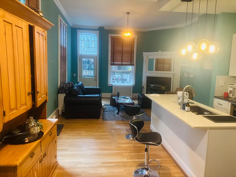 334 S 21st St #1 — Photo 4