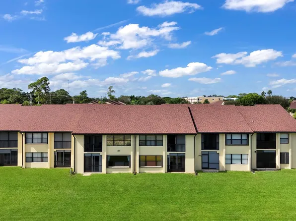 4708 Lucerne Lakes Boulevard E #104, Lake Worth, FL 33467