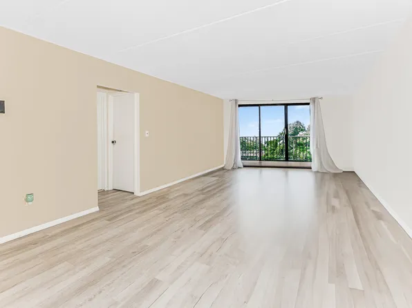 1155 Warburton Ave, Yonkers, NY