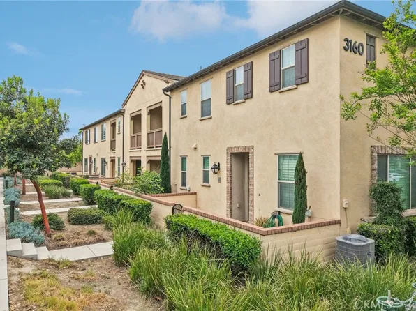 3160 E Yountville Dr Unit 10, Ontario, CA 91761
