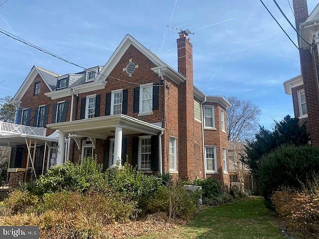 2nd image of 4115 38th St NW