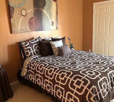 5th image of 5855 Valley Dr Unit 1038