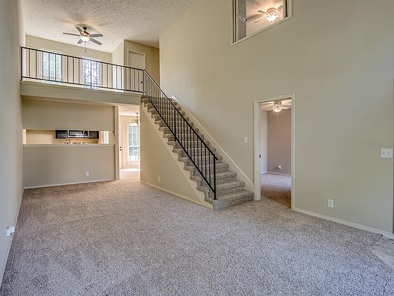 5th image of 529 Amquiwood Ct