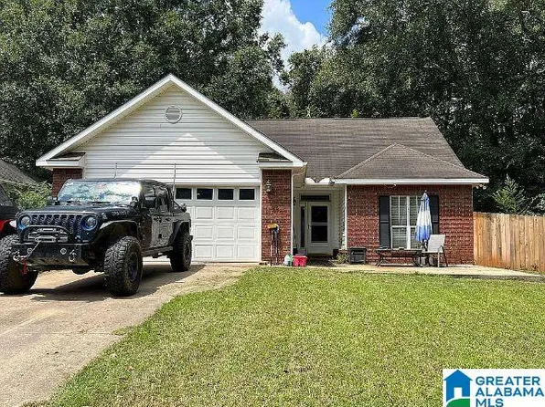 88 Pratt Dr, Enterprise, AL 36330