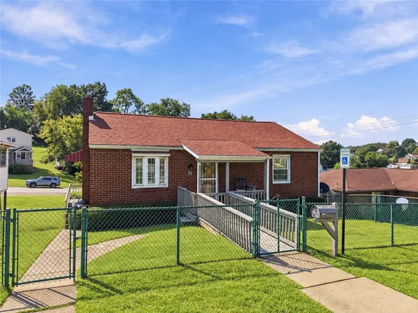 718 Laura Ave, West Mifflin, PA 15122