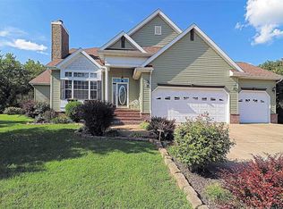 19 Grizzly Dr, Farmington, MO 63640