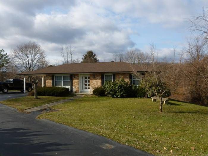 1st image of 5 Luelann Dr