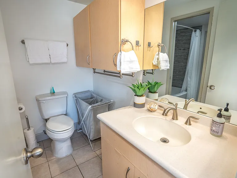 1063 Lower Main St #402 — Photo 26