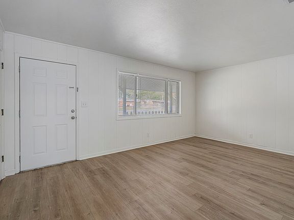 5th image of 5010 Kingston Dr
