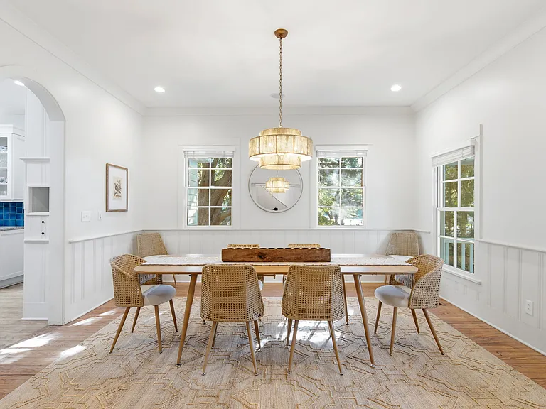 2424 Middle St — Photo 16
