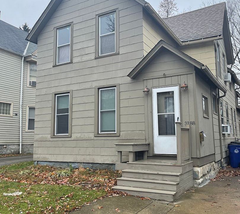 1st image of 3188 W 92nd St #Up