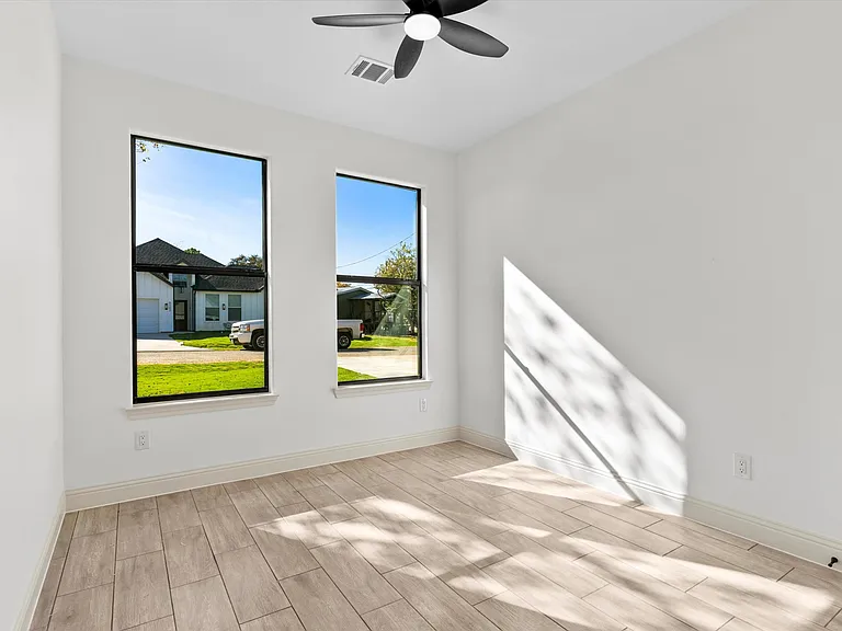 5105 Waterbury Ct — Photo 25