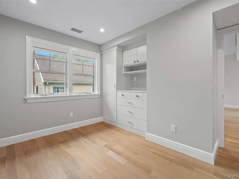 1st floor bedroom #2
