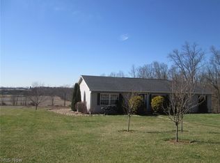 7995 Ripple Rd NE, Mechanicstown, OH 44651