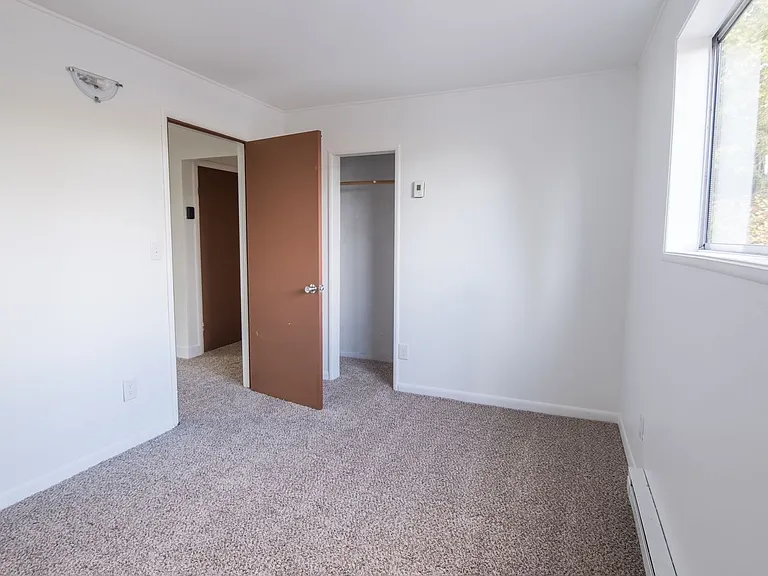 1697 Riverview St — Photo 20