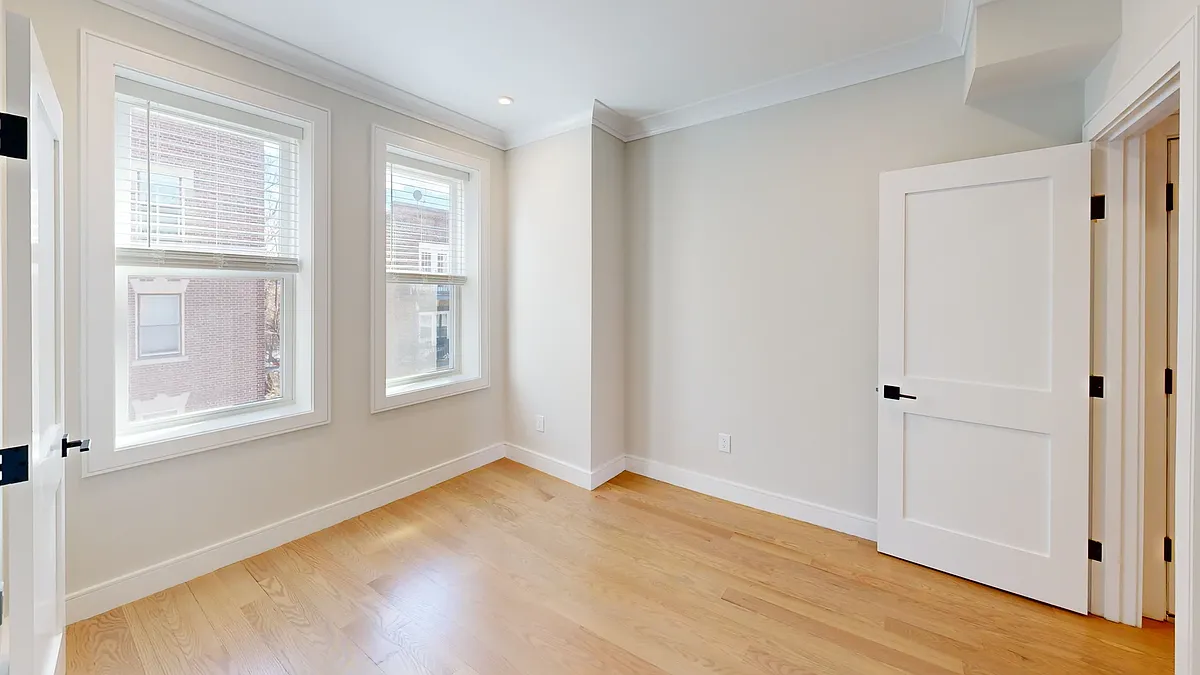 Building Photo - 161 Allston St #3D