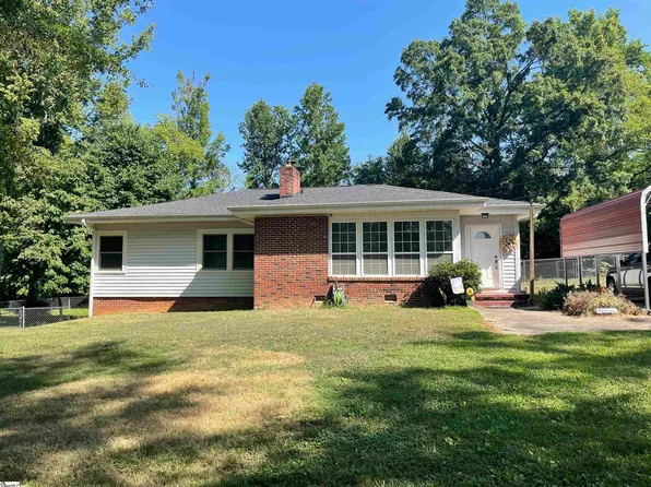 477 Smithville Rd, Mountville, SC 29370