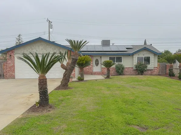 1400 W Oakland Avenue, Tulare, CA 93274