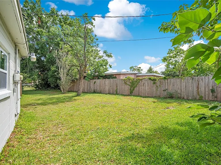 1301 Lawne Blvd — Photo 12