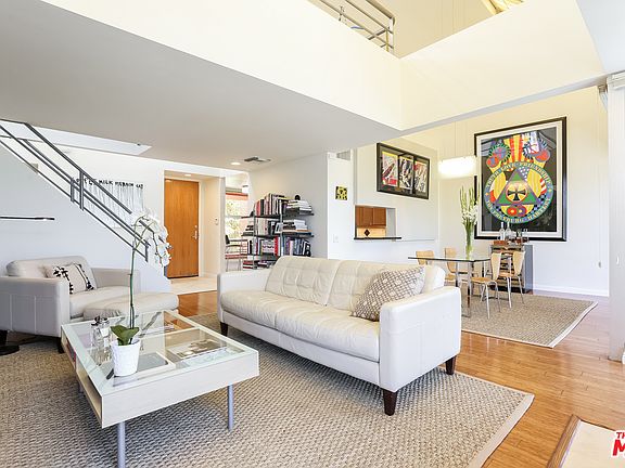2nd image of 2369 S Beverly Glen Blvd Unit 303