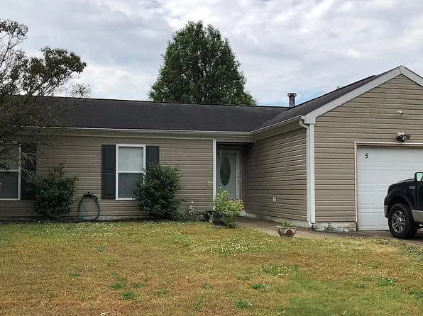 5 Bowie Ct, Newport News, VA 23608
