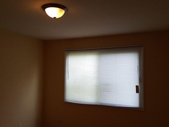 3rd image of 2313 Buckingham Cir
