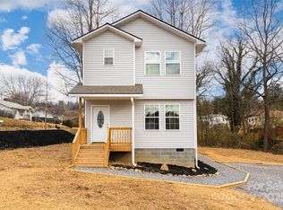 622 N Main St, Canton, NC 28716