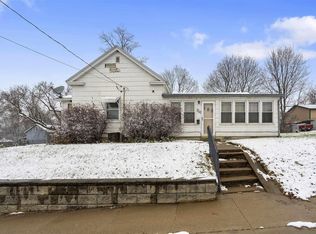 700 2nd Ave NE, Independence, IA 50644