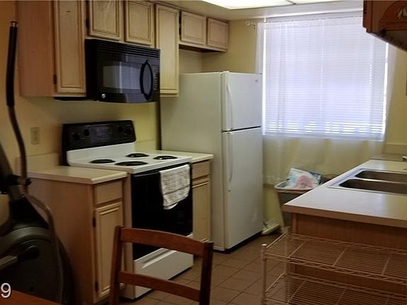 4th image of 5370 Shake Ct Unit 102