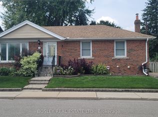 6 Youngmill Dr #BASEMENT, Toronto, ON M4B 2W6