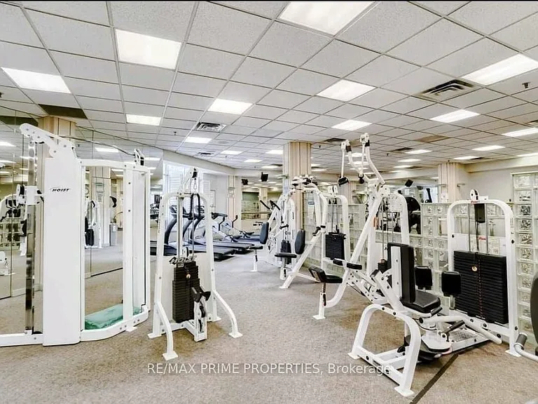 88 Corporate Dr #1201 — Photo 1
