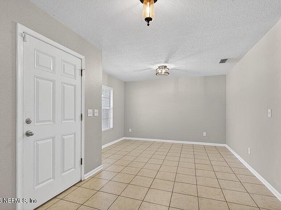 2nd image of 471 S HAMILTON SPRINGS Road