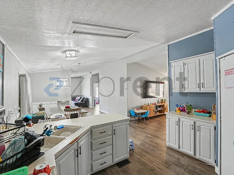 33105 Santiago Rd #21 — Photo 14