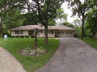 1st image of 624 E 159th Ct