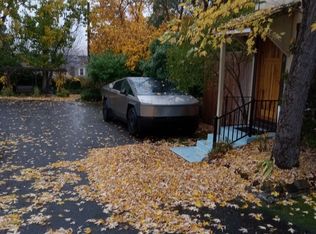 476 N Main St #11, Ashland, OR
