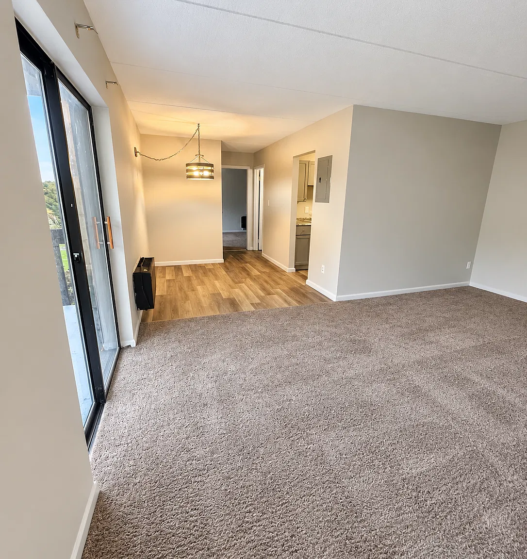 711 Cubbage St — Photo 3