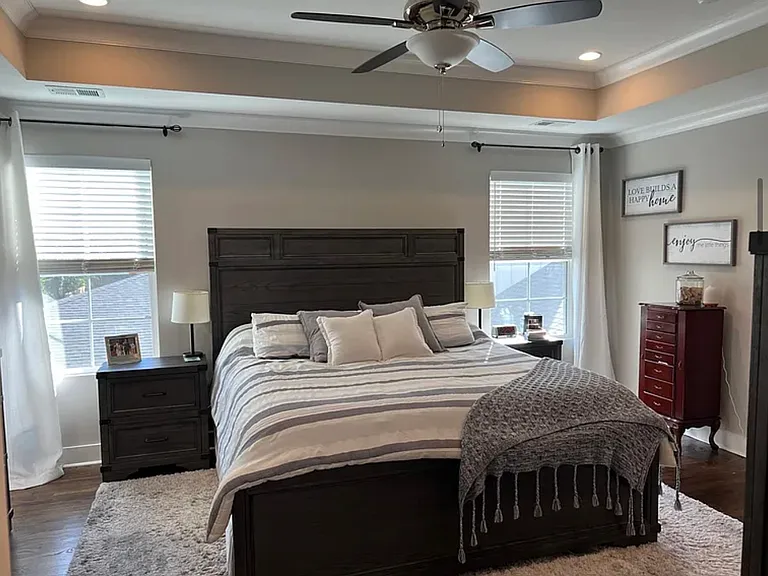 2020 Rosemary Ln — Photo 6